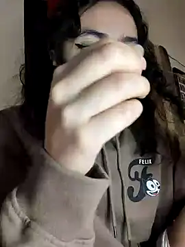 Emily Saez1 online show from 12-12-24, 03:21