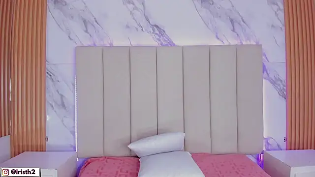 Iris Thompson  online show from 12-15-25, 10:15