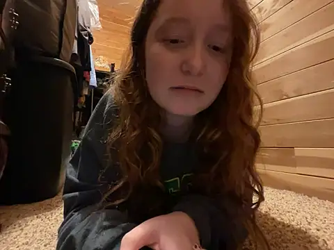 gingerbabe18 online show from 01-04-25, 12:37