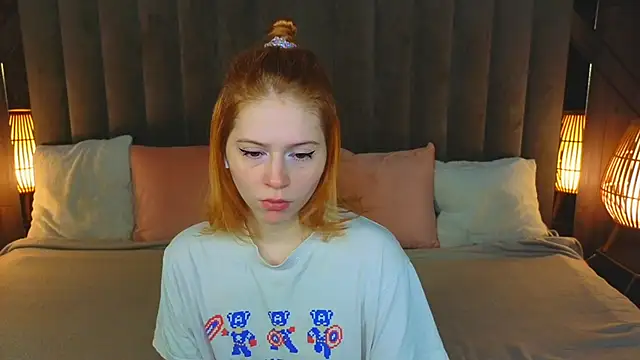 Sasha Exclusive online show from 10-22-25, 01:21