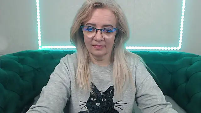 IvanaCharm online show from 02-10-26, 04:44