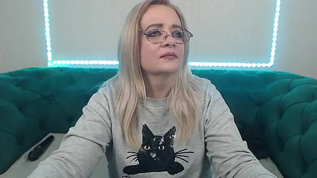 IvanaCharm online show from 01-11-26, 04:30