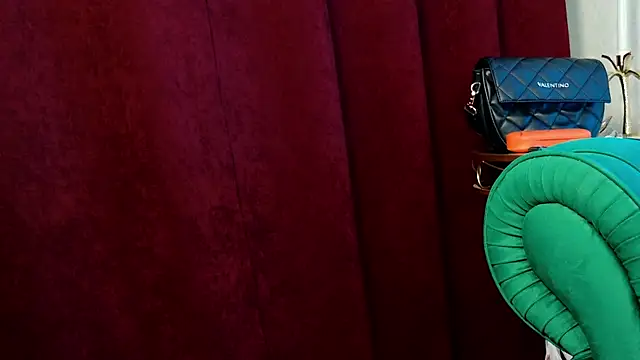 IvanaCharm online show from 06-25-26, 03:26