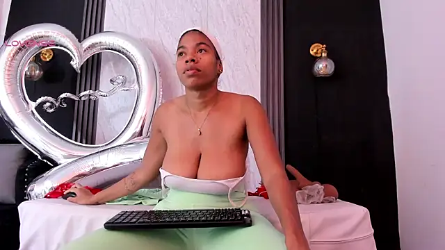 YummyDuooo online show from 04-21-26, 11:06