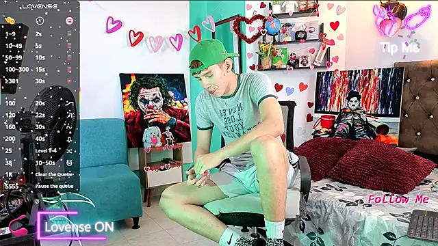 flowers18 online show from 09-17-25, 10:23