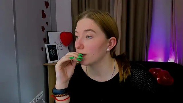 daisy candy online show from 02-26-25, 05:31