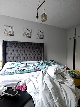 Drippincaty online show from 12-05-25, 11:20