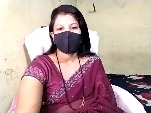 Snapshot of Mumbaistar chatting on 02-08-26, 09:18 Mumbaistar online show from 02-08-26, 09:18