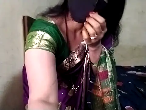 Snapshot of Mumbaistar chatting on 02-13-26, 06:35 Mumbaistar online show from 02-13-26, 06:35