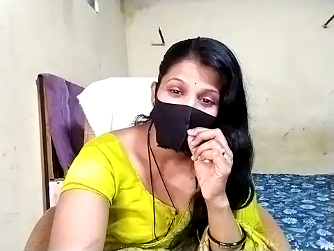 Snapshot of Mumbaistar chatting on 09-09-25, 04:44 Mumbaistar online show from 09-09-25, 04:44