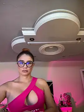 antonhella1 online show from 10-28-25, 09:58