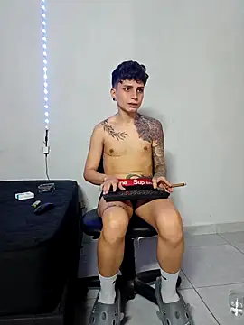 mikecoper 23 online show from 12-16-25, 03:22