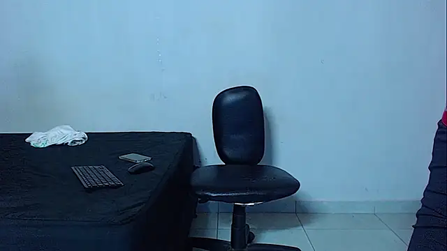 Snapshot of mikecoper_23 chatting on 02-26-26, 02:33 mikecoper 23 online show from 02-26-26, 02:33