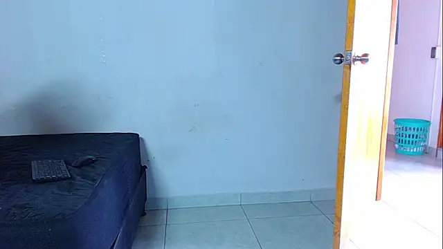 Snapshot of mikecoper_23 chatting on 02-18-26, 02:24 mikecoper 23 online show from 02-18-26, 02:24