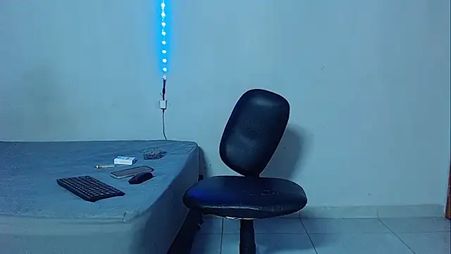 mikecoper 23 online show from 11-27-25, 02:23