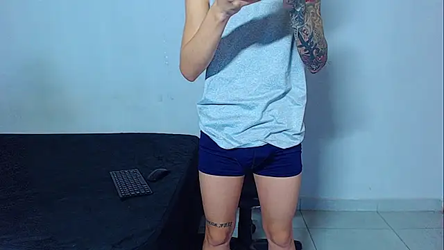 Snapshot of mikecoper_23 chatting on 03-23-26, 01:33 mikecoper 23 online show from 03-23-26, 01:33