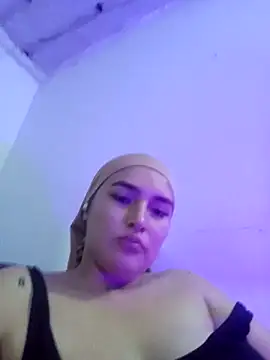 Celeste camila18 online show from 04-02-26, 07:26