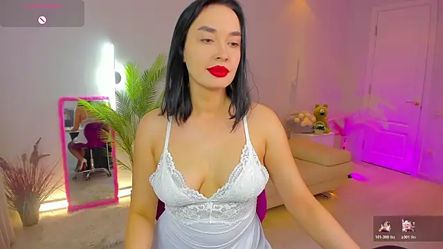 Miss Elia online show from 03-12-26, 02:32