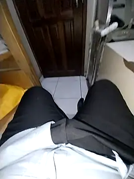 Snapshot of Whiper2024 chatting on 10-09-25, 06:30 Whiper2024 online show from 10-09-25, 06:30