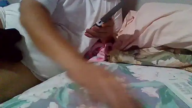 Snapshot of Whiper2024 chatting on 09-30-25, 04:40 Whiper2024 online show from 09-30-25, 04:40