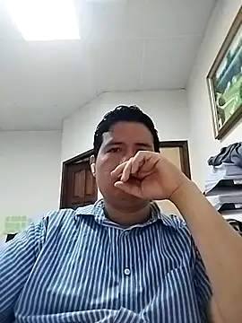 Snapshot of Whiper2024 chatting on 07-16-26, 06:16 Whiper2024 online show from 07-16-26, 06:16