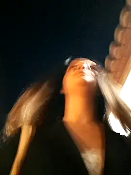 Snapshot of RaonXO chatting on 12-28-24, 05:35 RaonXO online show from 12-28-24, 05:35