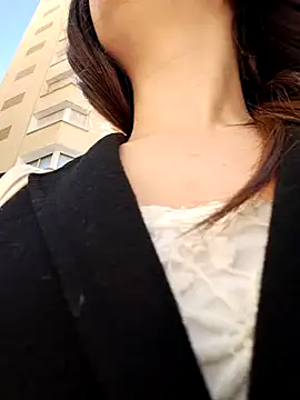 Snapshot of RaonXO chatting on 12-31-24, 11:09 RaonXO online show from 12-31-24, 11:09