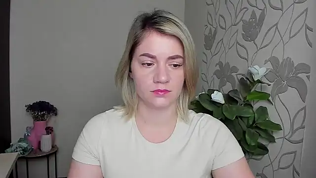 MariaSttone online show from 10-19-25, 12:19