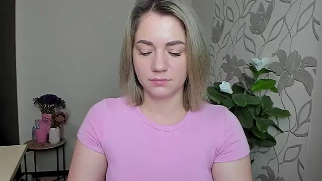 MariaSttone online show from 10-01-25, 01:04