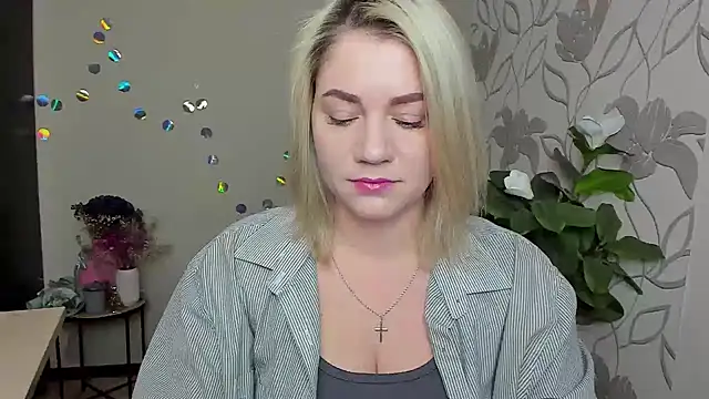 MariaSttone online show from 01-18-26, 06:00