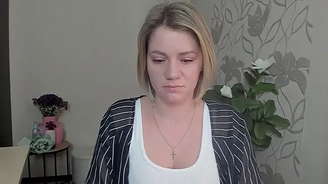 MariaSttone online show from 03-21-25, 02:40