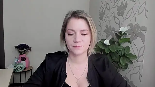 MariaSttone online show from 03-18-25, 11:55