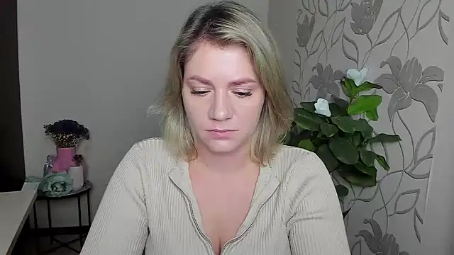 MariaSttone online show from 10-07-25, 03:35