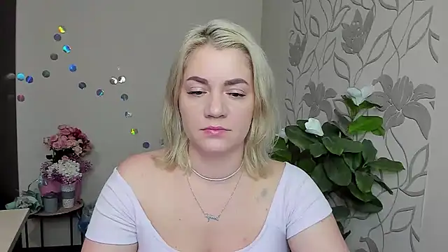 MariaSttone online show from 11-30-25, 06:41