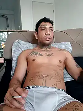 Guihenrick online show from 04-21-26, 08:26