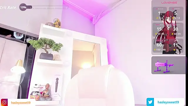 Snapshot of zabrina_20 chatting on 10-27-25, 10:00 zabrina 20 online show from 10-27-25, 10:00