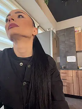 Snapshot of FeetVibe chatting on 02-12-26, 07:30 FeetVibe online show from 02-12-26, 07:30