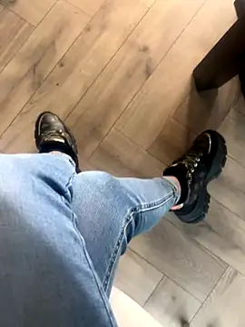 FeetVibe online show from 10-13-25, 07:21