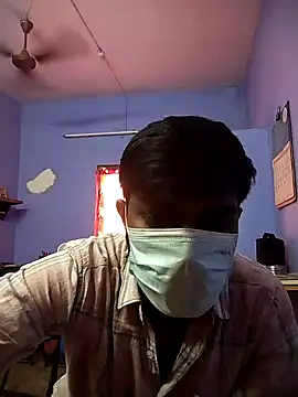 Snapshot of Tamilandteluguboy14 chatting on 02-05-25, 10:08 Tamilandteluguboy14 online show from 02-05-25, 10:08