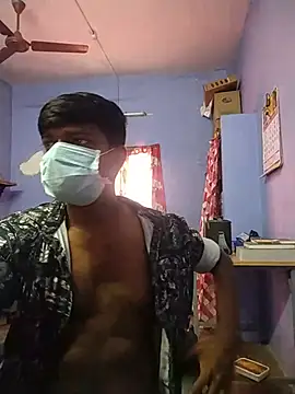 Tamilandteluguboy14 online show from 05-18-26, 06:51