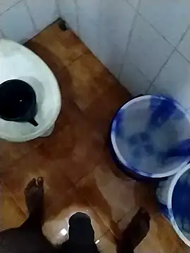 Snapshot of Tamilandteluguboy14 chatting on 12-29-24, 12:12 Tamilandteluguboy14 online show from 12-29-24, 12:12