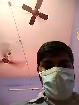 Snapshot of Tamilandteluguboy14 chatting on 01-10-25, 07:04 Tamilandteluguboy14 online show from 01-10-25, 07:04