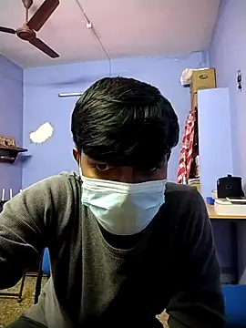 Snapshot of Tamilandteluguboy14 chatting on 11-29-25, 08:47 Tamilandteluguboy14 online show from 11-29-25, 08:47