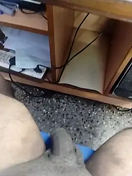 Snapshot of Tamilandteluguboy14 chatting on 11-28-25, 01:00 Tamilandteluguboy14 online show from 11-28-25, 01:00