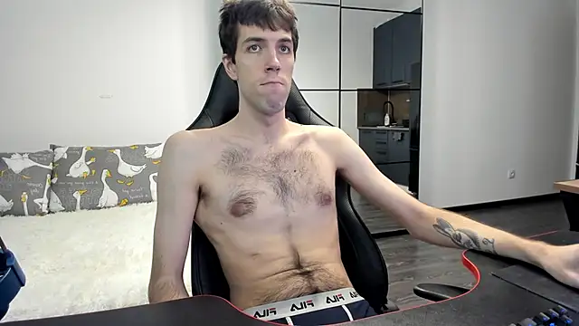 White Dylan online show from 11-19-25, 06:24