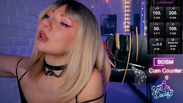 Snapshot of Sandralawrence chatting on 02-20-26, 09:50 Sandralawrence online show from 02-20-26, 09:50