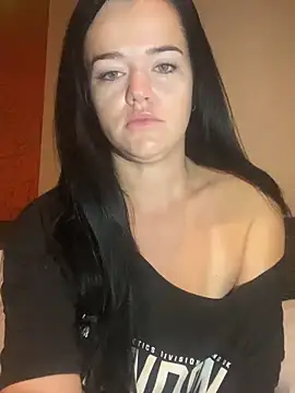 English-Chloe96 online show from 01-16-26, 04:49