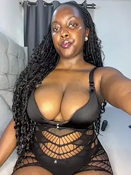 Snapshot of prettiepearl chatting on 07-11-26, 01:44 prettiepearl online show from 07-11-26, 01:44