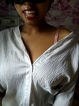 Snapshot of sandy_naughty chatting on 06-24-26, 09:08 sandy naughty online show from 06-24-26, 09:08