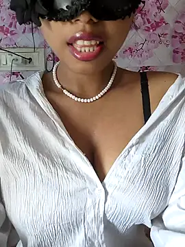 Snapshot of sandy_naughty chatting on 06-12-26, 05:16 sandy naughty online show from 06-12-26, 05:16